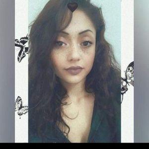 Meet your Posher, Bella